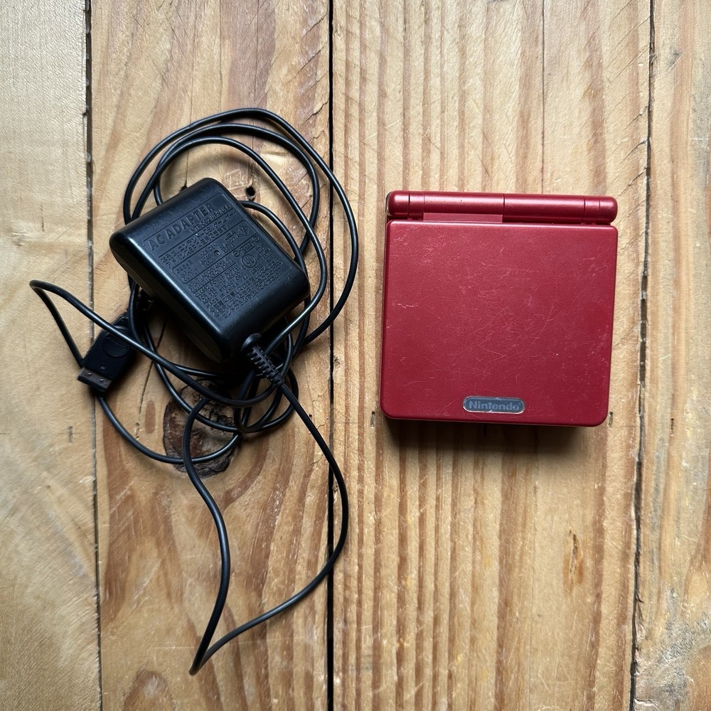 2002 Nintendo Gameboy Advance SP AGS001 Handheld System Console And Charger